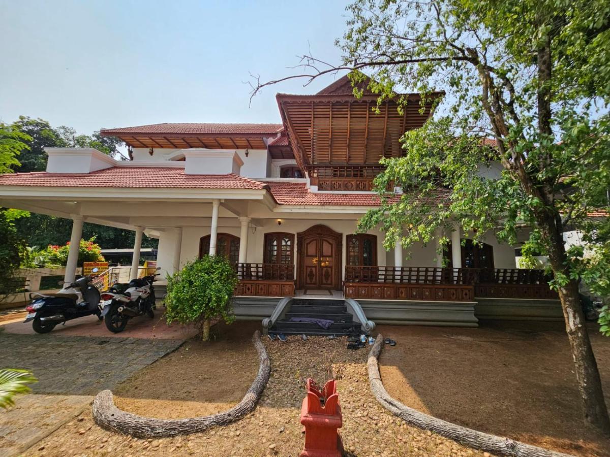 Dream Palace Alappuzha Exterior foto